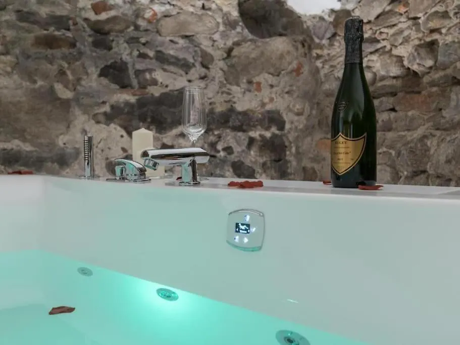 Lovely Apartment With Balneo Lyon